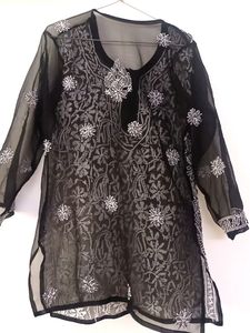 Chikankari Embroidered Short Kurti