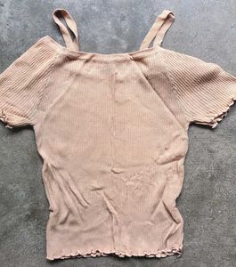 Cute Beige stretchable off shoulder Ribbed Top 🎀