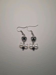 Heart Bow Earrings (Black)