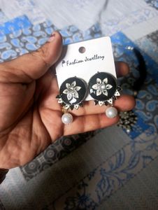 Necklace &amp; Earring Set