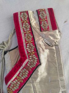 Pink &amp; Gold Leaf Print heavy saree