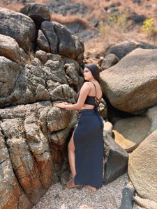 Black Two-Piece Set with Slit Skirt