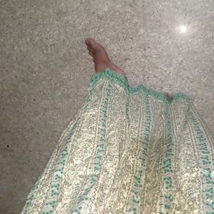 Printed Off White Gown 🌟