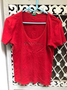 Red Ucb Top
