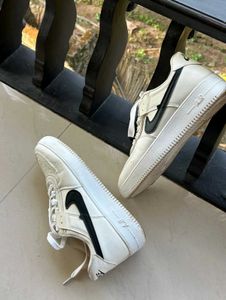 Nike Air Force Sneakers