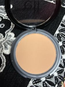 e.l.f. Compact.. absolutely unused