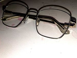 Classic Metal Frame Eyeglasses !!