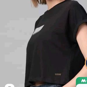 Roadster Women Black Solid Round Neck Boxy Tshirt