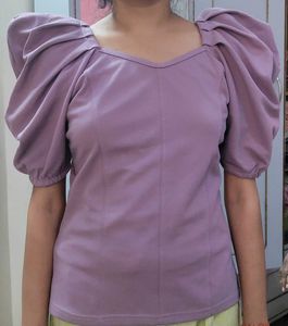 Puffed Hand Crop Top