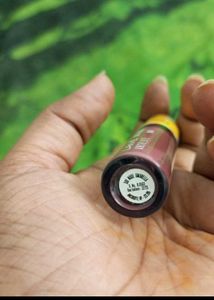 Lakme Nude Umbrella Shade Matte Mini