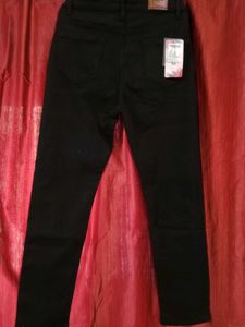 Black Skinny Jeans
