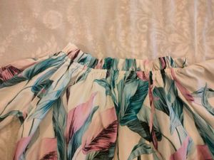 Chic Leaf-Print Off-Shoulder Top