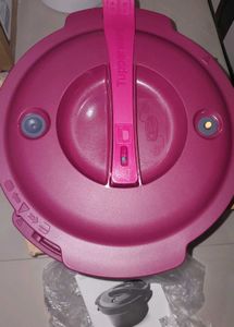 Tupperware Cooker Microwave