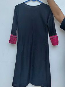 Beautiful Black Kurta With Pink Border