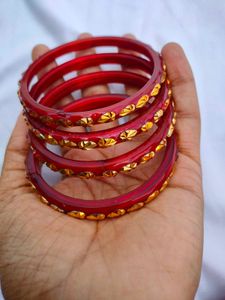 Maroon Bangles Set Of 4