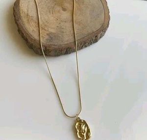 Gold Rose Neckchain