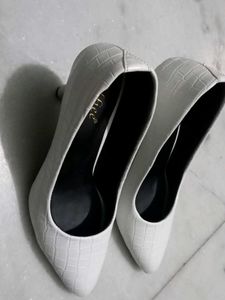 New White Pencil heels