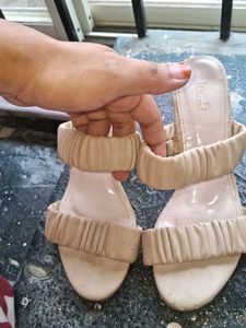 INC.5 Heels