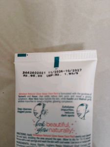 Himalaya Natural Glow Kesar Face Pack