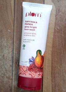Plum Saffron And Papaya Glow Bright Face Wash