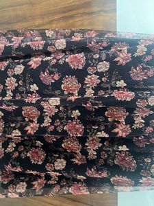 Black Floral Skirt 🖤🌺