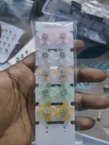 Flower Earrings Pack Of 1 Set