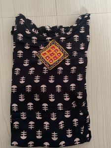 Black Print Top