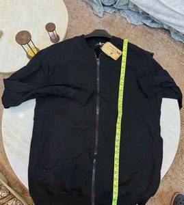 VEIRDO Black Zip-Up Bomber Jacket