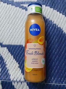 Nivea Fresh Blends Shower Gel