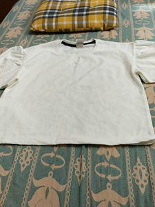 white korean tshirt