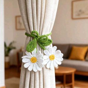 Daisy crochet Curtain Tie