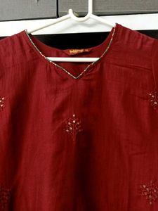 WOMEN&#39;S Maroon Elegant Kurta and Bottom
