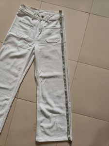Outryt Wide Leg Jeans 🤍