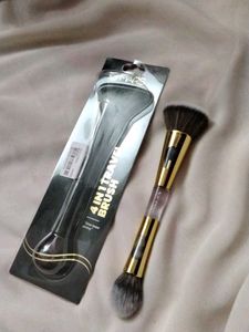 MARS 4 in 1 Travel Brush