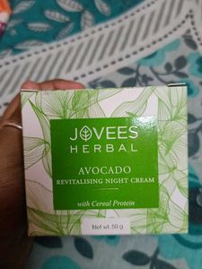 Jovees Night Cream