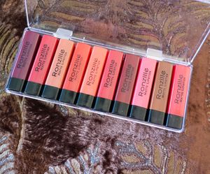 Mini Lipstick Kit By Ronzille Cosmetics . Pocket L