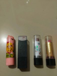 Non matted Lipsticks ( totally 5 lipstick)