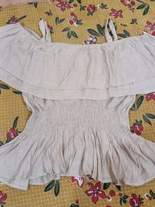 beautiful Off-Shoulder Ruffle Top