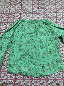 Floral Green Top