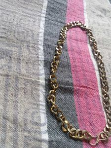 Gala Mein pahnane wala chain