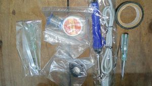 SOLDERING IRON
