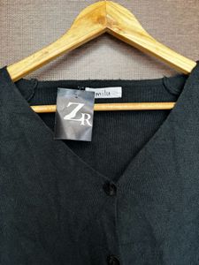 BLACK FULL SLEEVE TOP (ZARA)