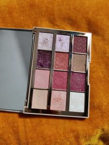 Kay beauty Eye Shadow Palette