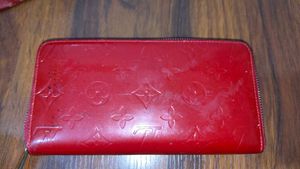 Louis Vuitton Red Vernis Zippy Wallet