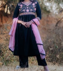 Black Kurthi Set