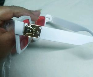 TRENDY white Frame Fiber GOGGLES, Tag IS Not There So LIKE NEW, otherwise Totally Unused