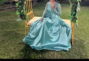 Wedding party kind gown