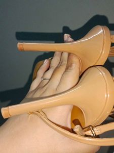 Zara Nude Heels