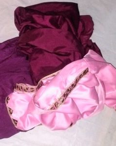 Satin Suith Pathani