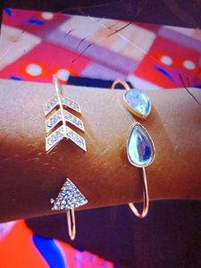 Combo🎀....Top...Box...And Bracelet
